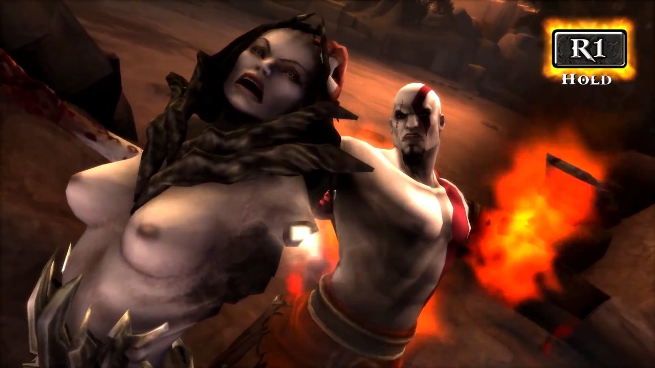Kratos kết liễu Erinys trong trận boss